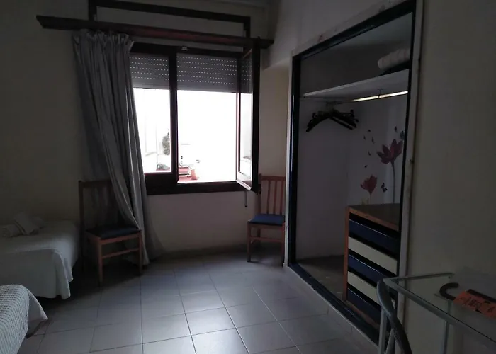 Corisco Hotel 2*