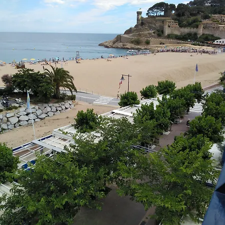 Corisco Hotel 2*