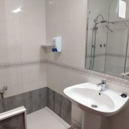 Corisco 2* 滨海托萨