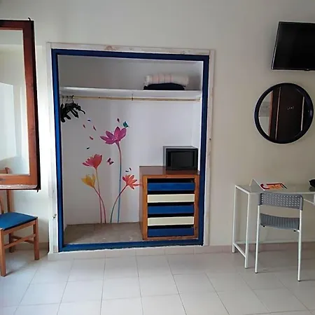 Corisco Hotel 2*