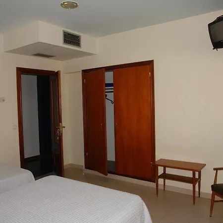 Hotel Corisco 2*