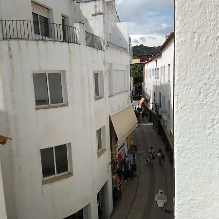 Corisco Hotel 2*